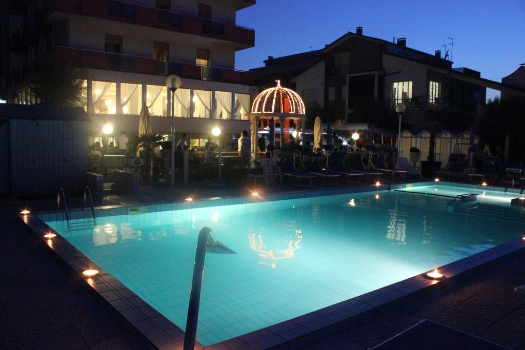 Hotel Casadei Fano Eksteriør bilde