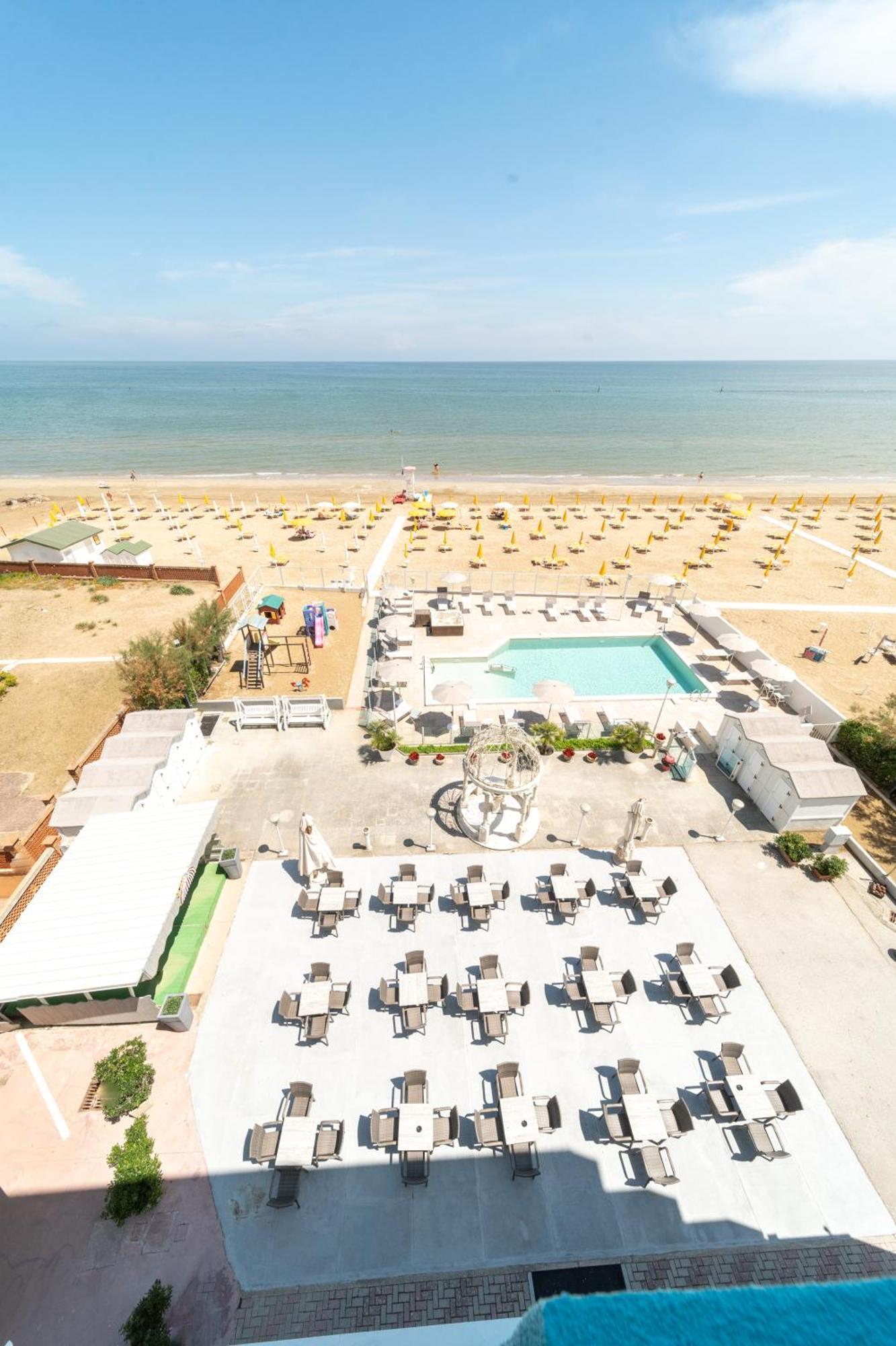 Hotel Casadei Fano Eksteriør bilde