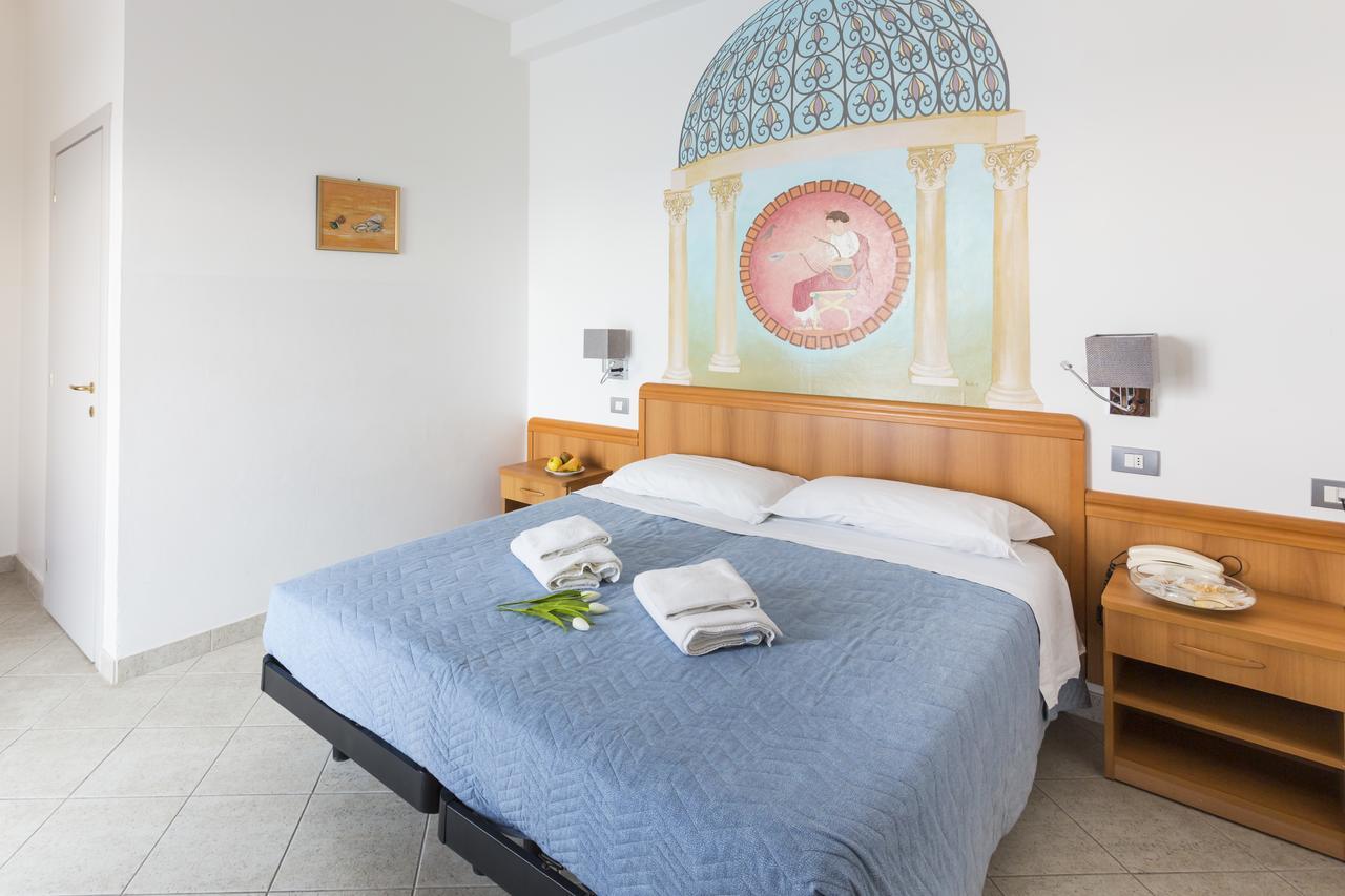 Hotel Casadei Fano Eksteriør bilde